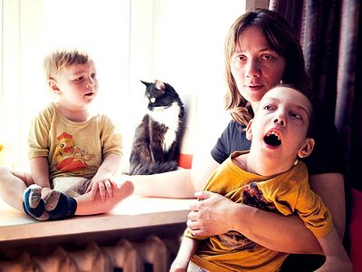 Не только деньги: 5 способов помочь тяжелобольным детям, если нет возможности жертвовать